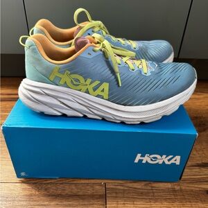 HOKA Rincon 3 - size 9